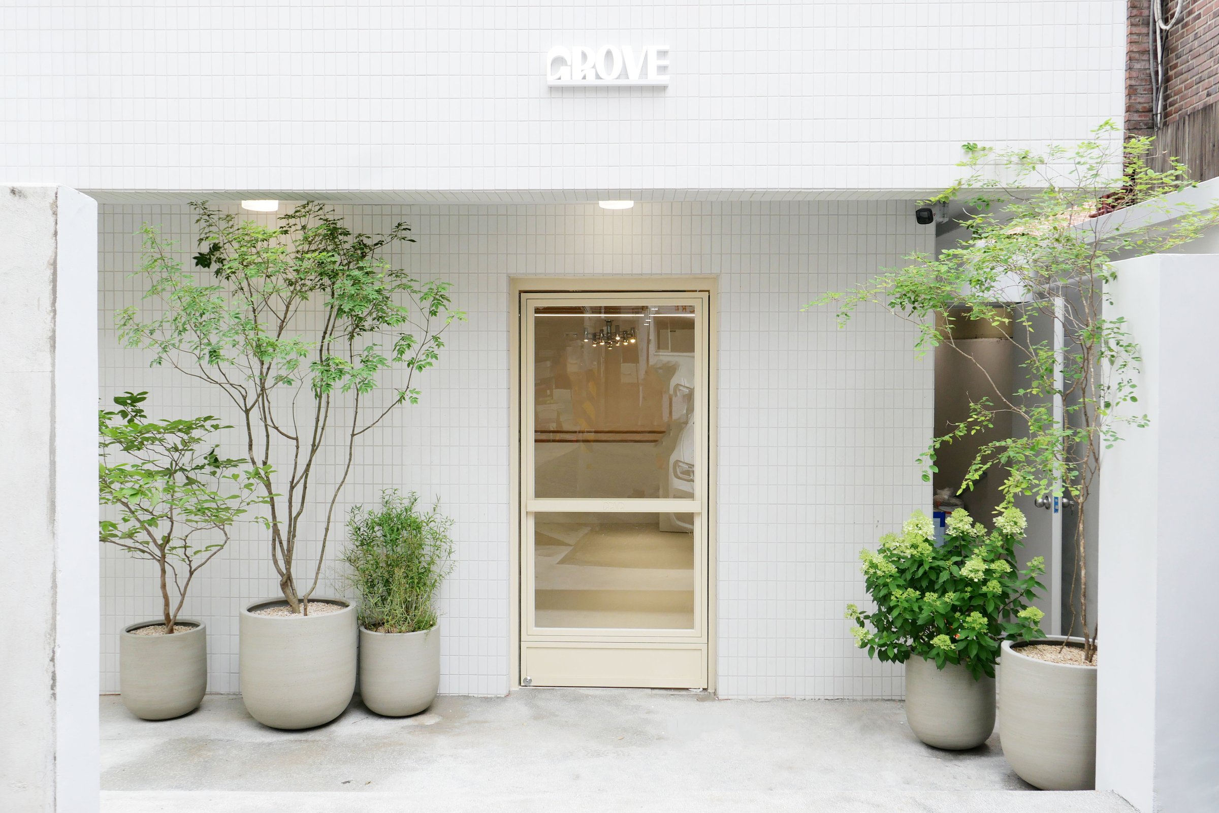 Grove Hannam Showroom — 3F Upper Garden 1
