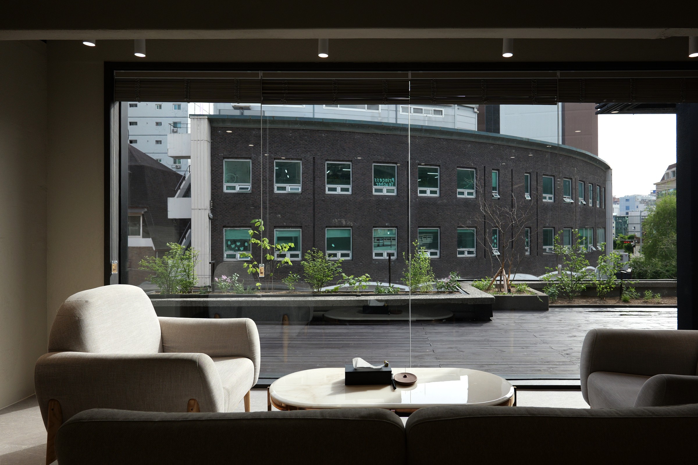 Springcamp Office — 2층 1